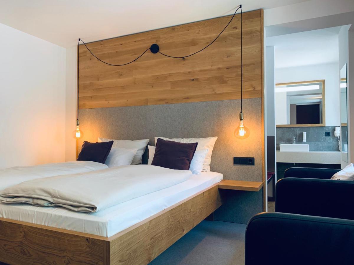 Stadthotel Kachelofen Krumbach Luaran gambar