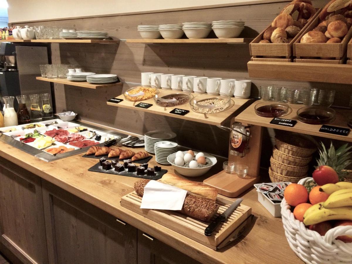 Stadthotel Kachelofen Krumbach Luaran gambar