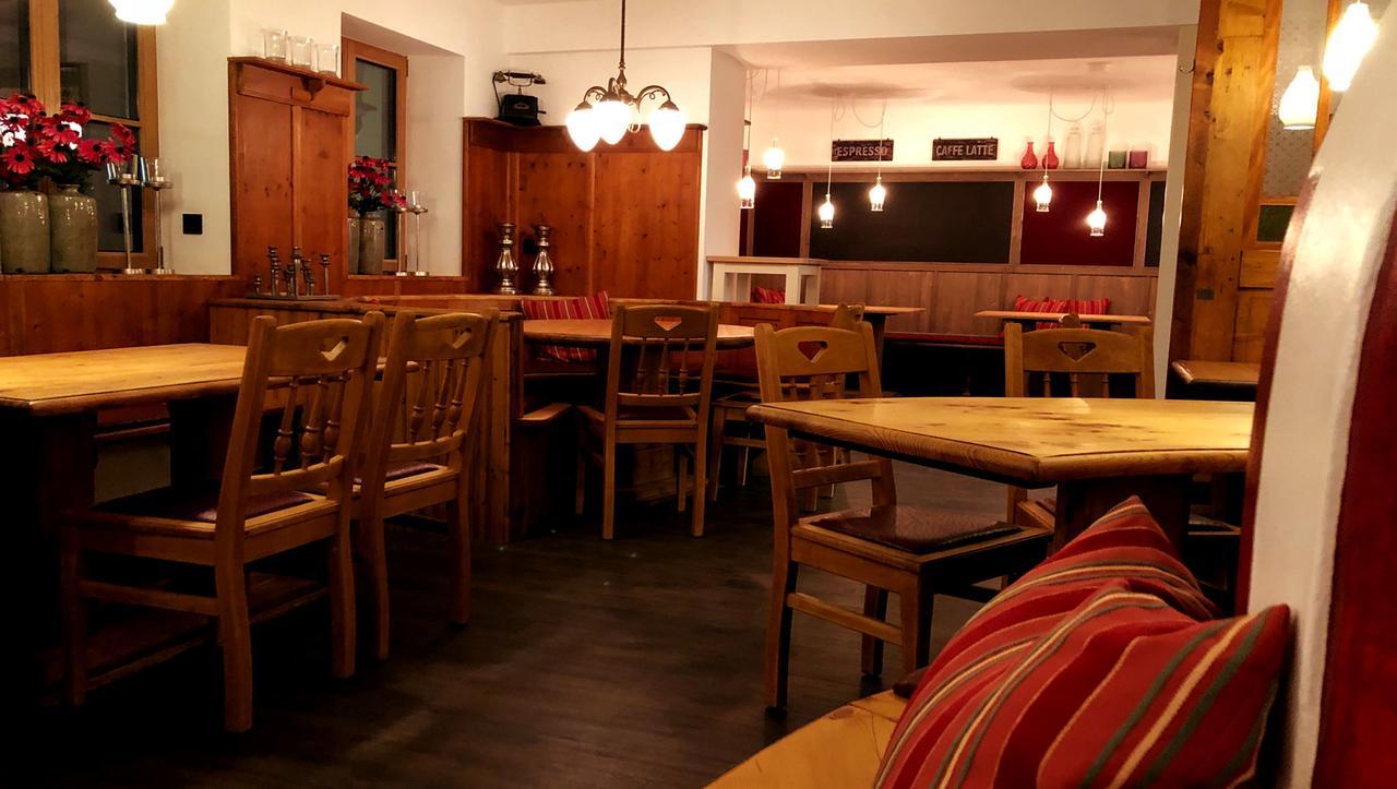 Stadthotel Kachelofen Krumbach Luaran gambar
