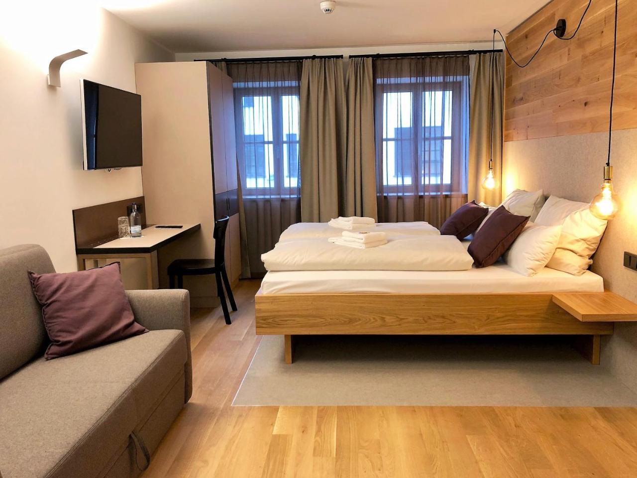 Stadthotel Kachelofen Krumbach Luaran gambar